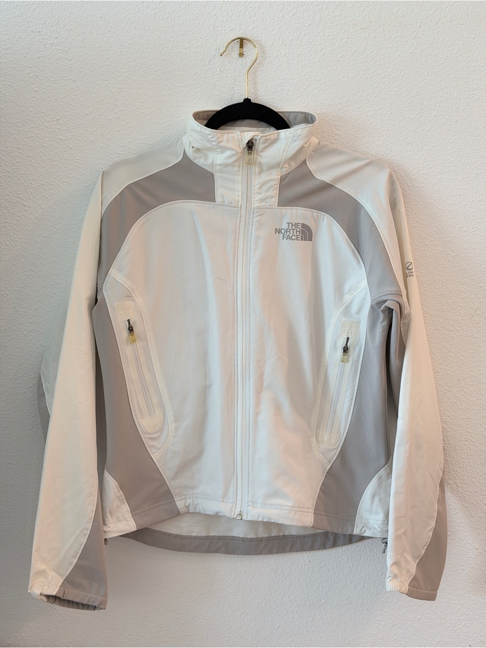The North Face Women's  | S | White and Light Gray Softshell Jacket